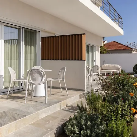 Cavo Dio 2 - Beachfront Bliss - Cozy Pool Sunsets Lägenhet