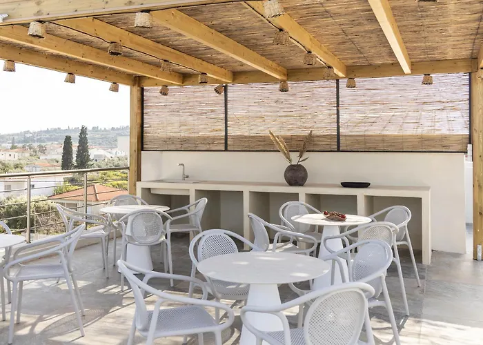 Lägenhet Cavo Dio 2 - Beachfront Bliss - Cozy Pool Sunsets